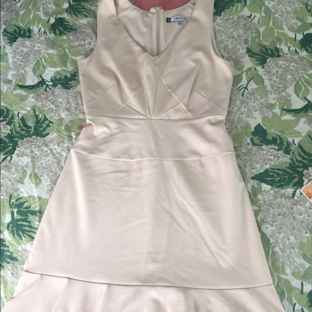 Pretty zip-up J-Lo dress
