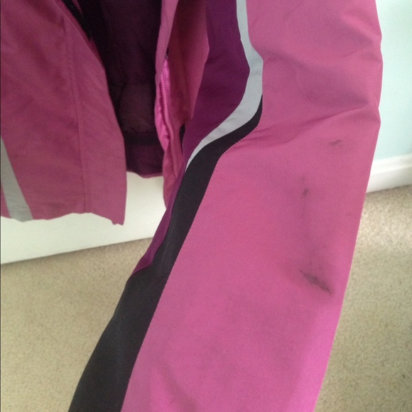 Pink raincoat - Picture 3 of 3