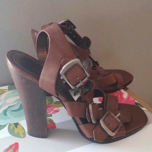 Victor Alfaro Shoes - EUC brown leather heels with buckle sz 8.5