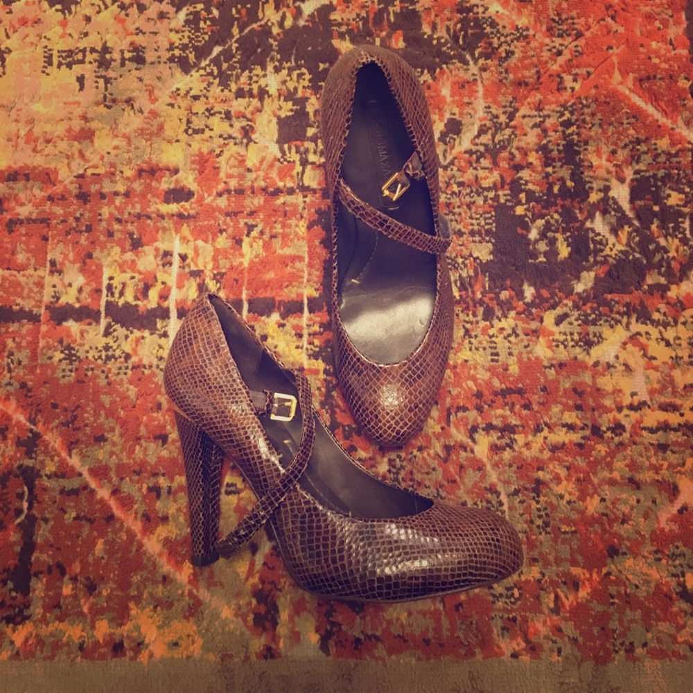 BCBG Max Azria Brown Textured Mary Jane