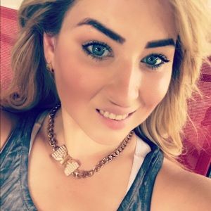 Meet your Posher, Marisol