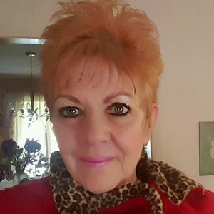 Meet your Posher, Charlotte