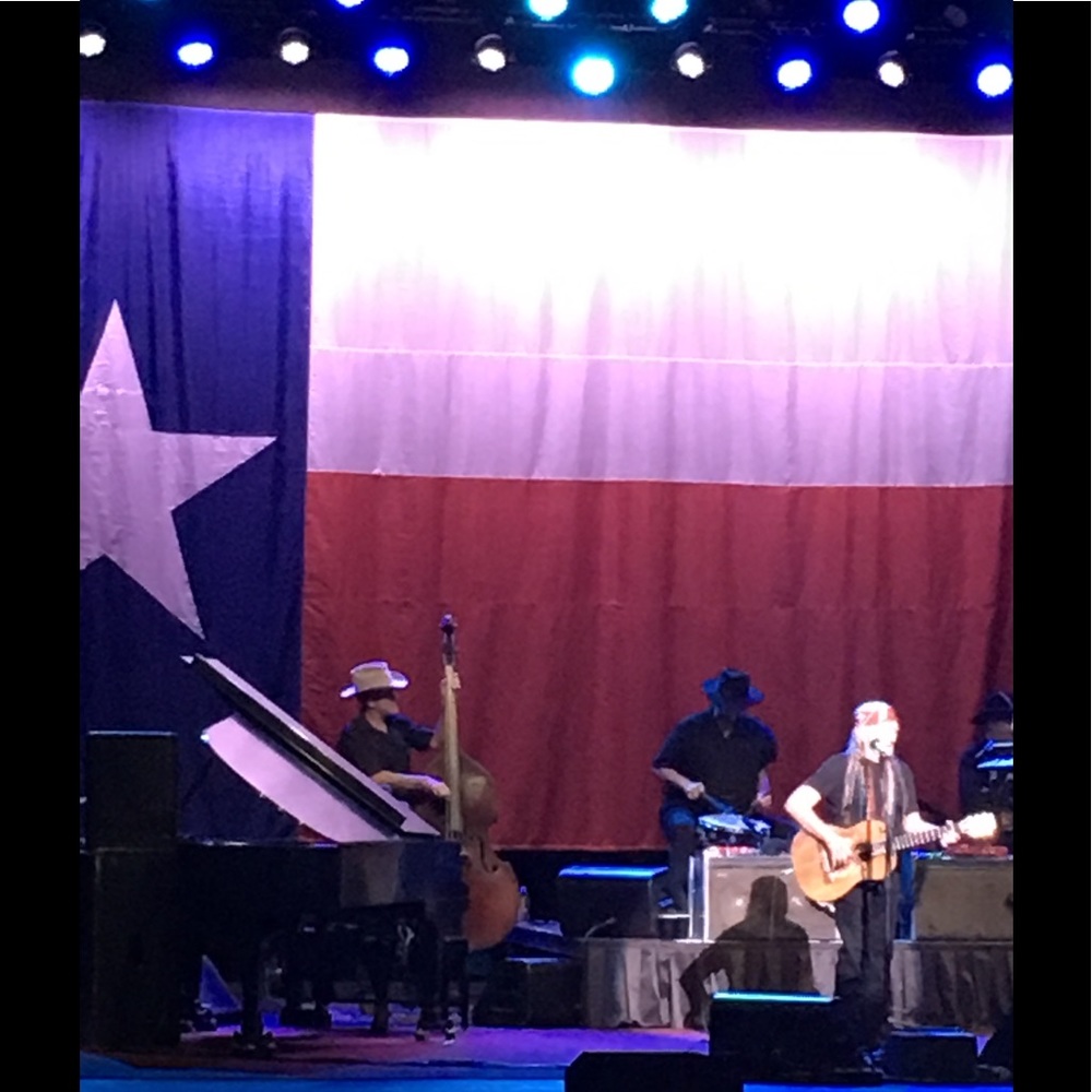 Meet your Posher, Cory