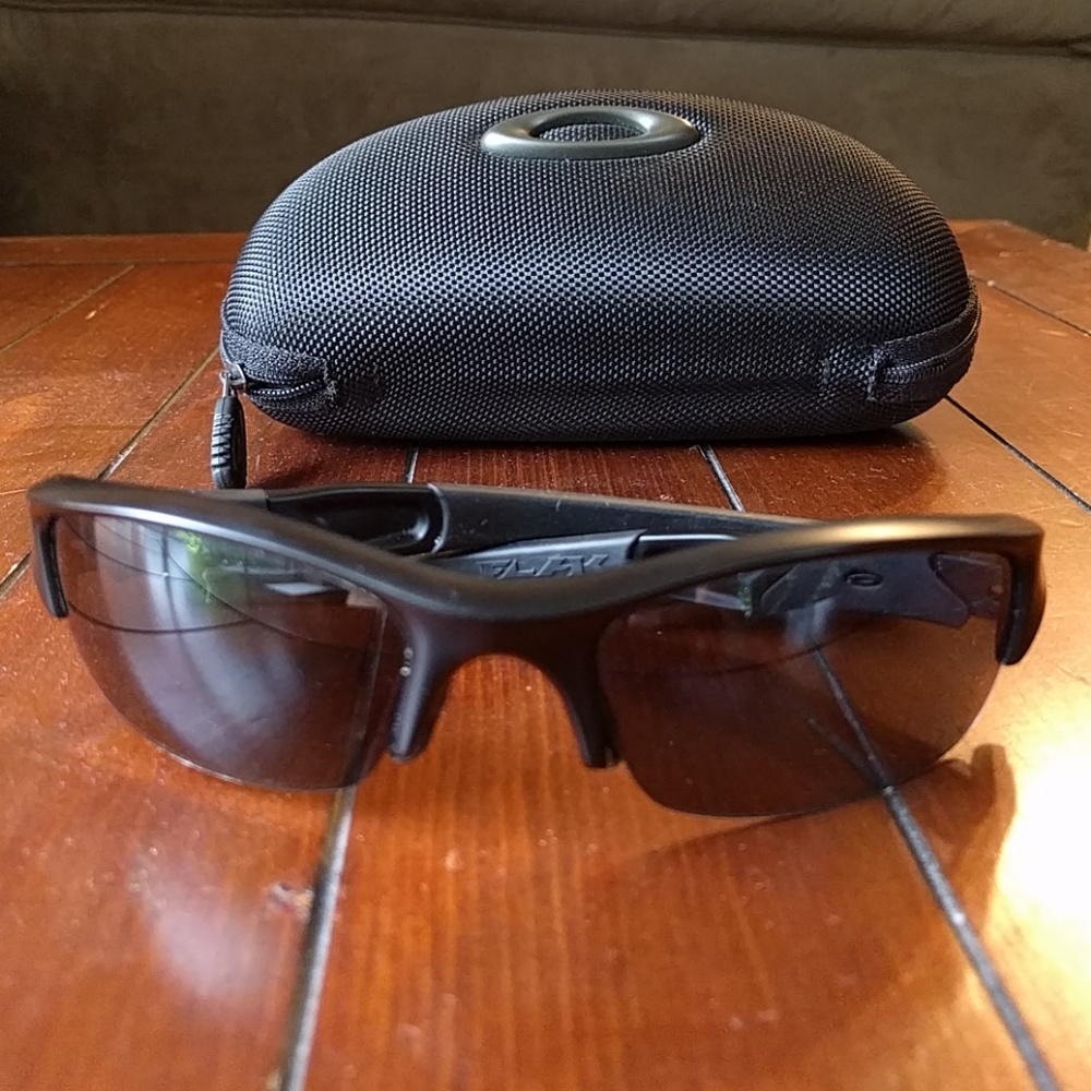 Oakley's Flak Jacket Standard Issues Sunglasses