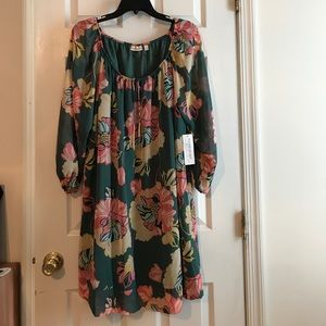 Green flowery Eva Mendes dress