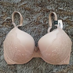 Victoria's Secret Body Nude Bra 32DDD