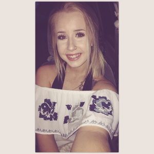 Meet your Posher, Brooklin
