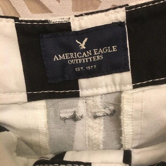American Eagle Black & White Striped Short - Picture 3 of 4