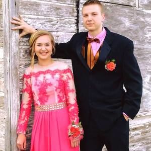 Meet your Posher, Hannah