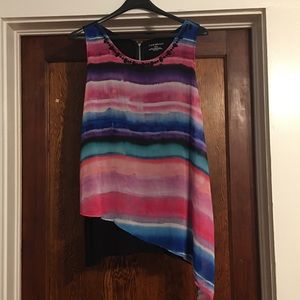 Watercolor lane Bryant top 🌸