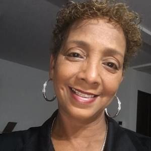 Meet your Posher, Roberta