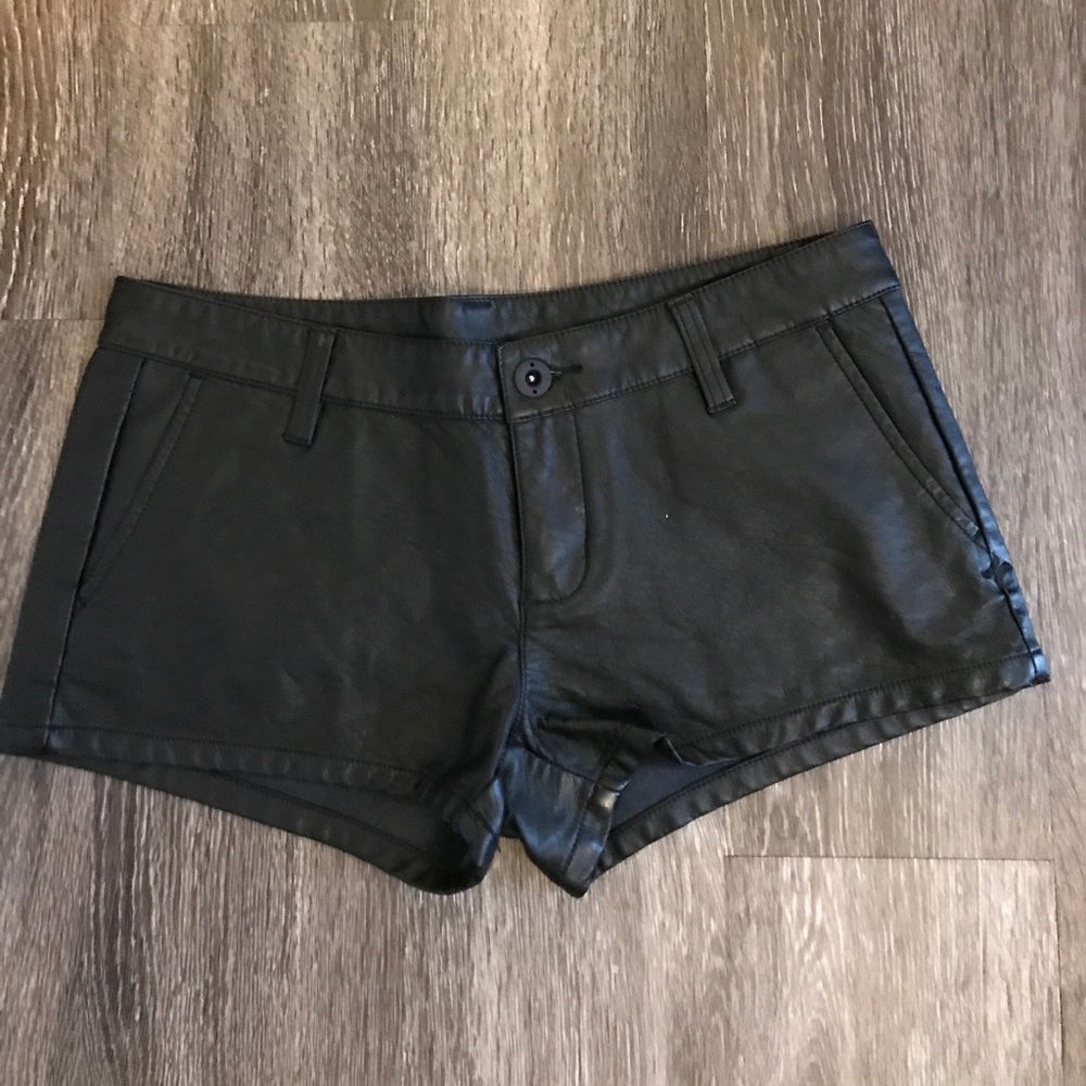 Black leather Hurley shorts
