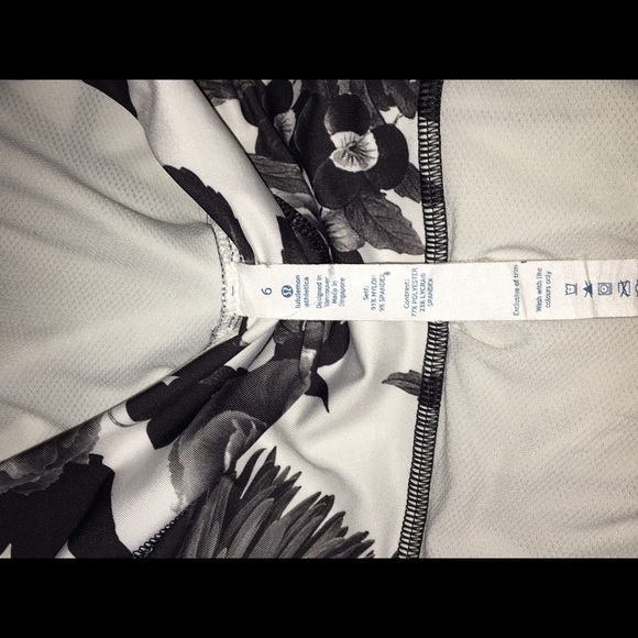 Lululemon tank top - Picture 4 of 4