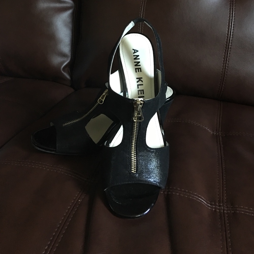 ANNE KLEIN Size 9.5 Black Dress Wedge.