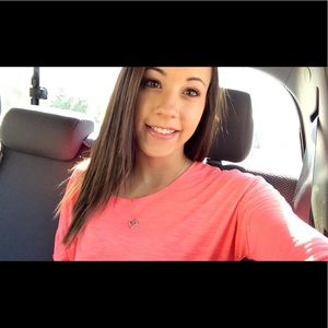 Meet your Posher, Hanna