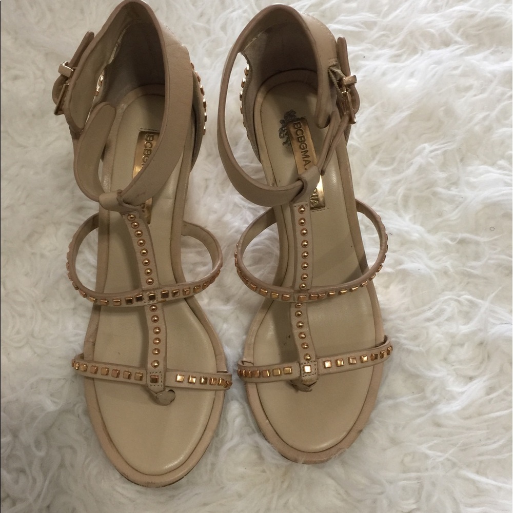 BCBGMaxAzria Doug Wedge Shoe.