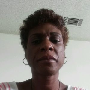 Meet your Posher, Lenore