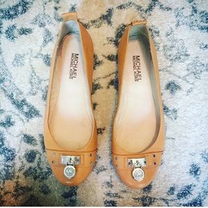 Gorgeous cognac Michael Kors flats