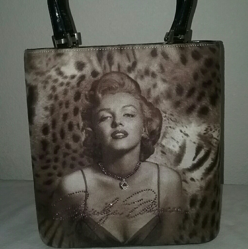 Marilyn Monroe Purse - Picture 2 of 11