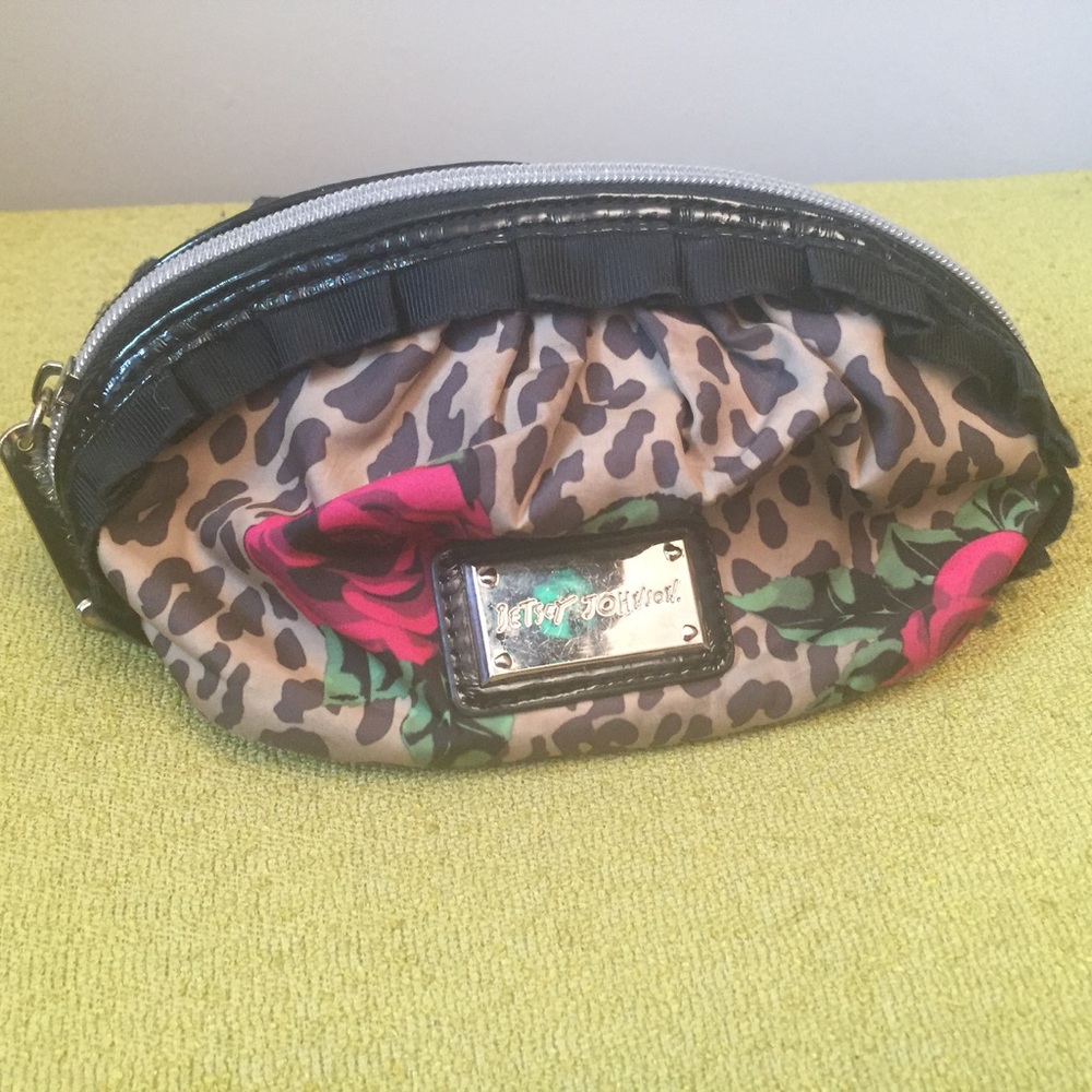 Betsey Johnson Small Cosmetic Case
