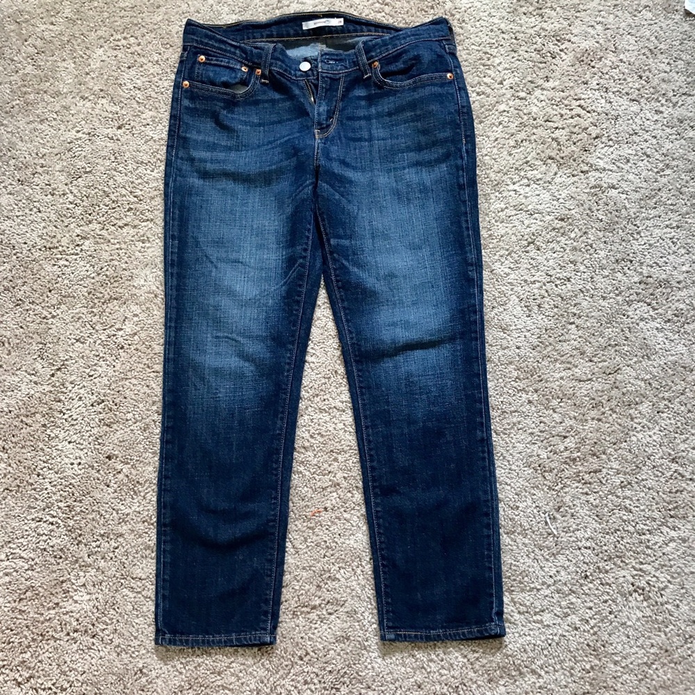 Levi Boyfriend Jeans size 28