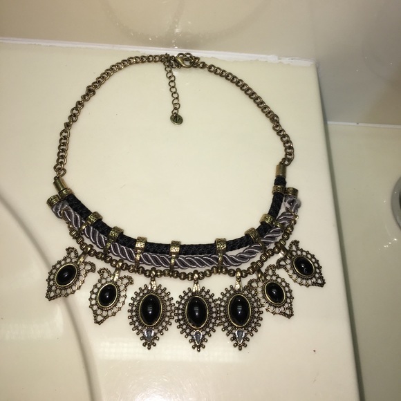 Necklace - Picture 2 of 3