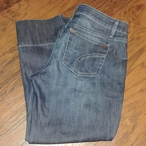 Cute! Joes crop Jeans sz 28