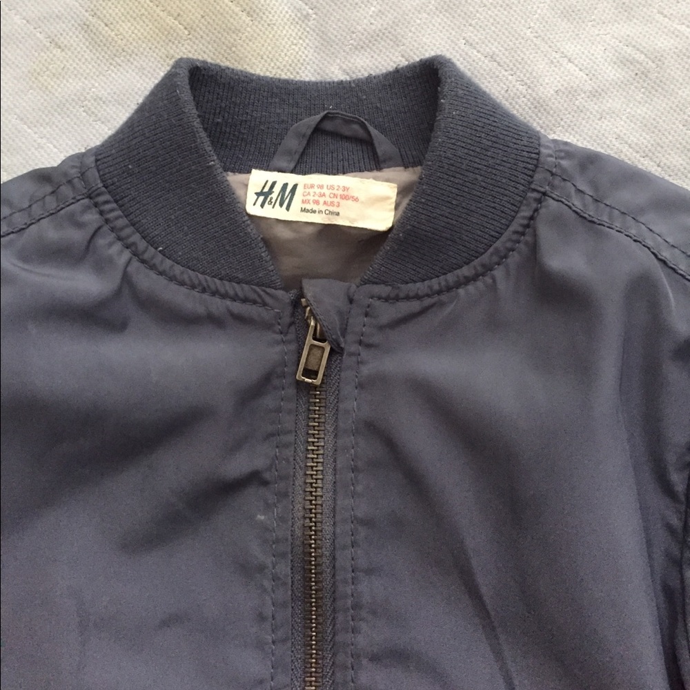 H&M. Adorable jacket. - Picture 4 of 4