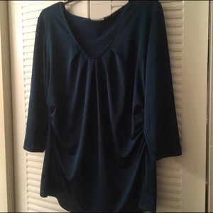 Dark teal, silky-feeling, rouched side, 3/4 sleeve
