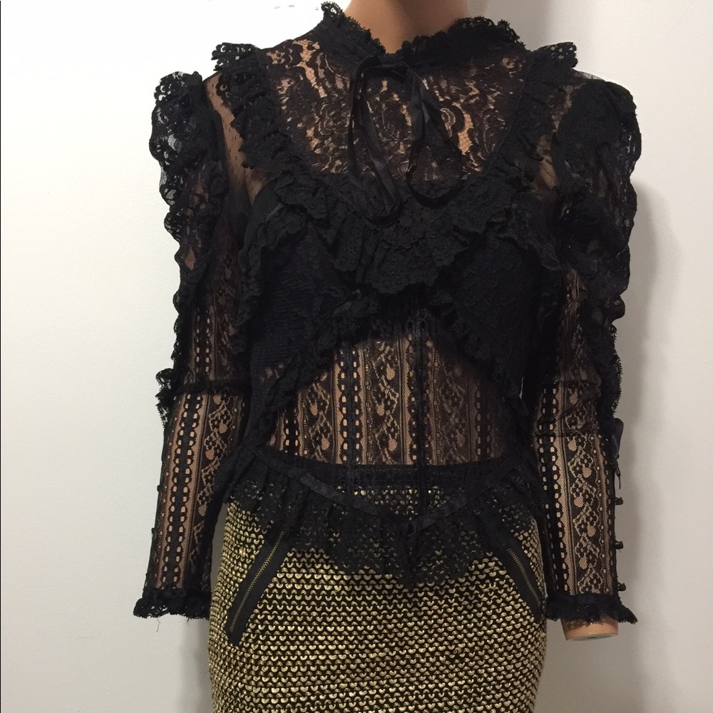 Saks 5th Ave lace Top