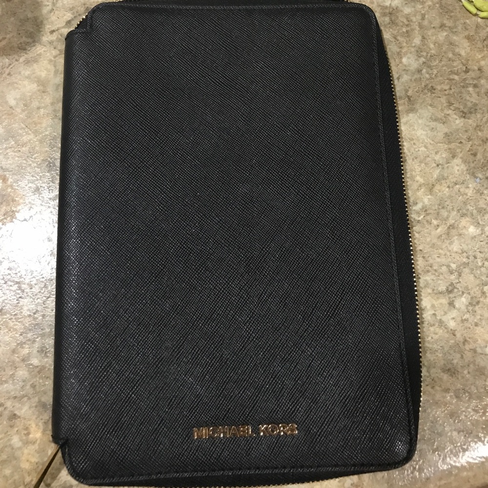 Michael kors I pad mini case