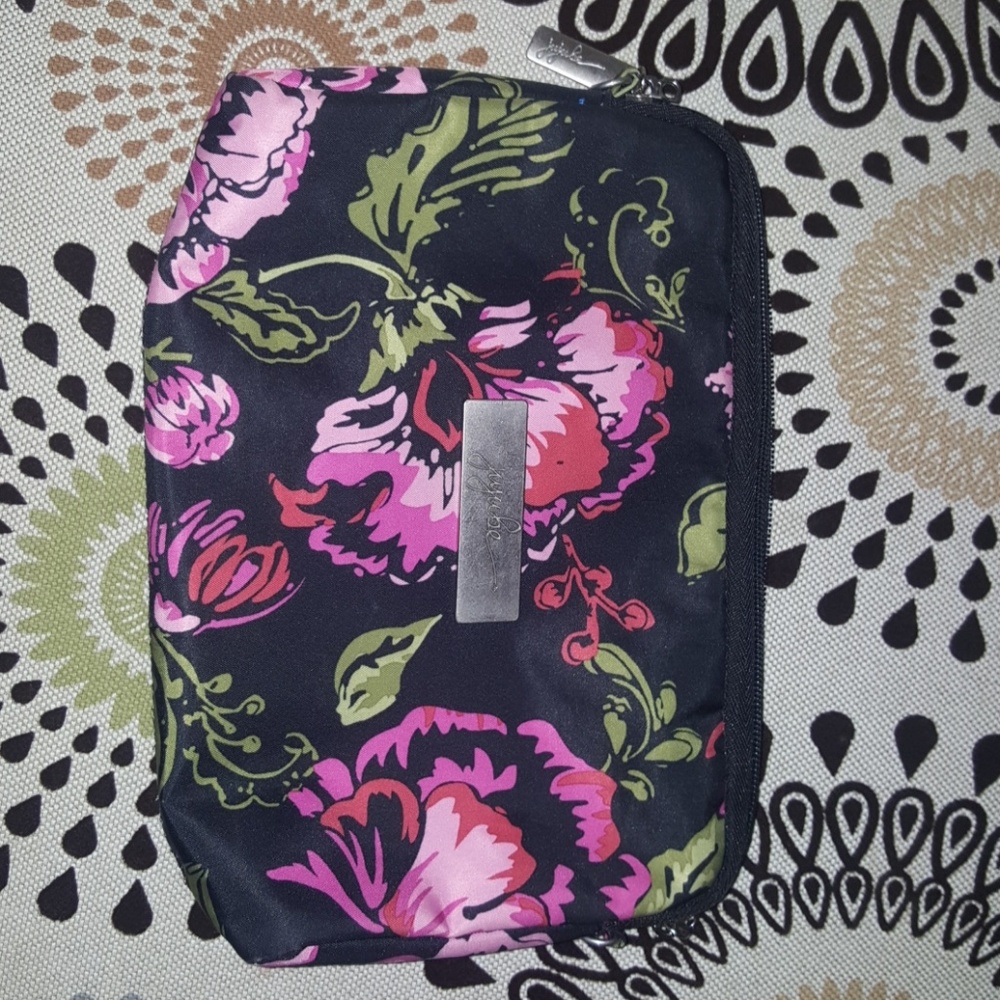 Jujube large set piece.