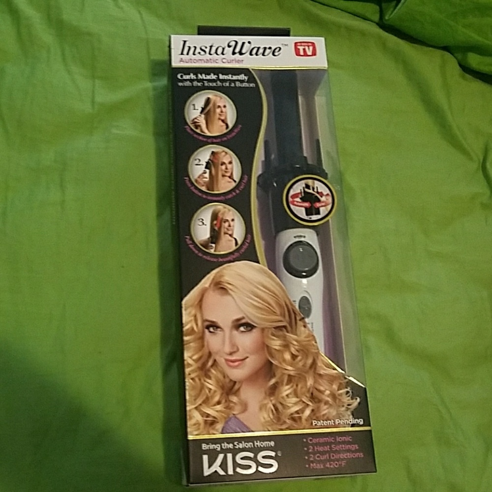 InstaWave Automatic  Hair Curler (NIB)