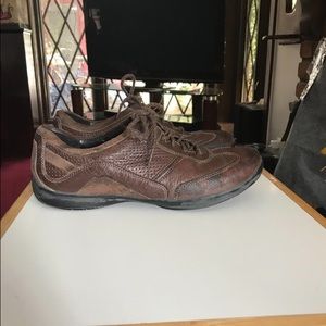Dark brown Clarks shoe