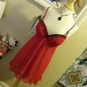 HOT red nightie!!