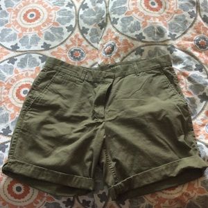 Gap Boyfriend Roll Up Khaki Shorts