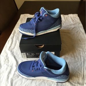 Brand new sneakers with the box included