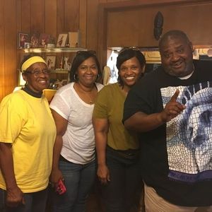 Meet your Posher, Reginald