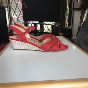 Red Trotters wedge heel