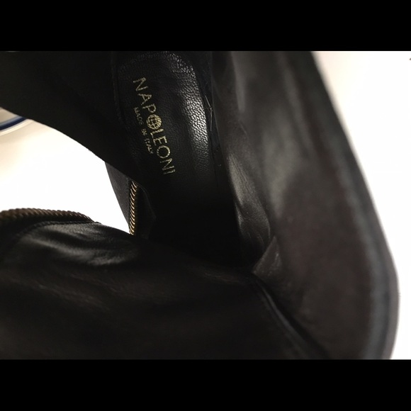 Heel boots - Picture 3 of 4