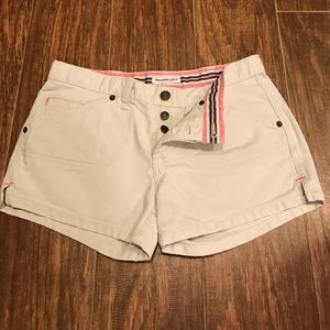 00 Abercrombie & Fitch Khaki Shorts