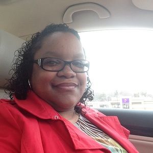 Meet your Posher, Regina