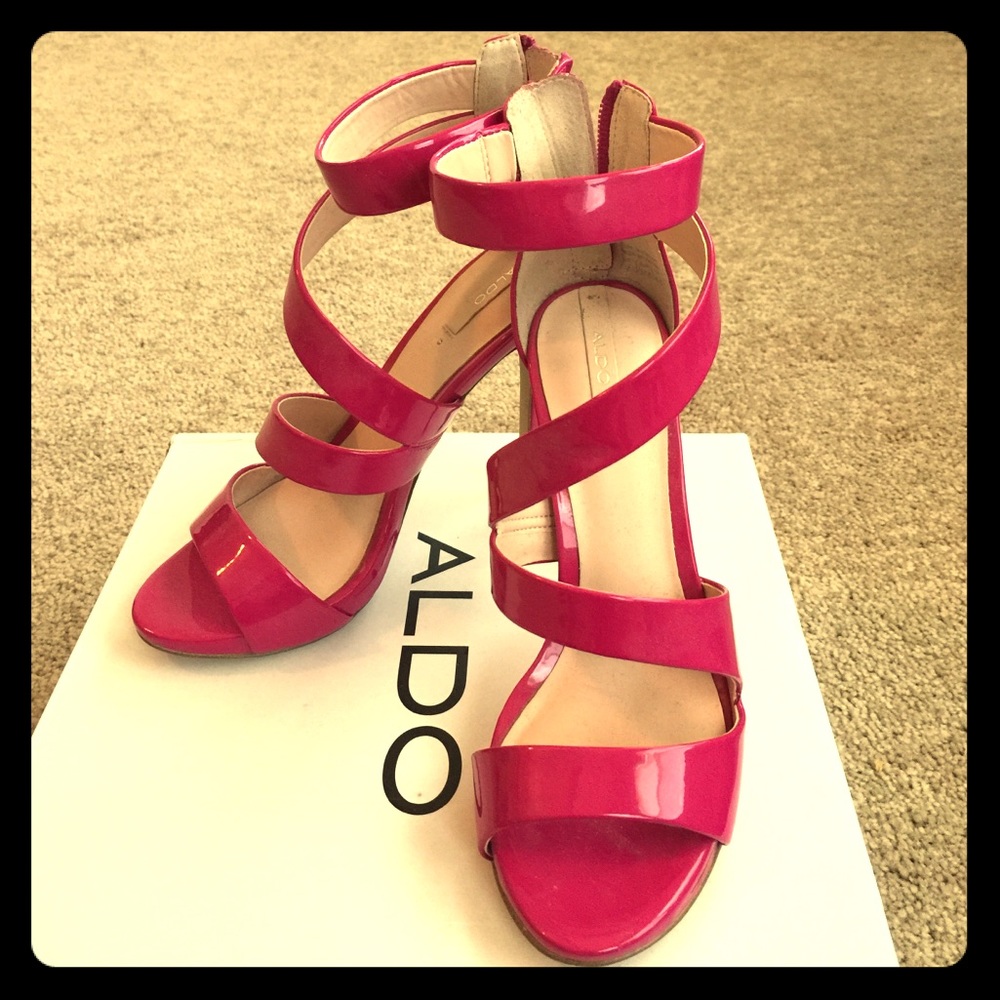 Aldo Elizota Sandal, Fuschia size 7