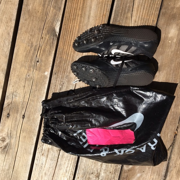 Nike sprinting spikes - Picture 3 of 3