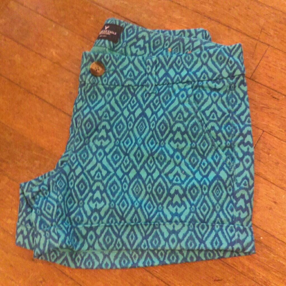 Aztec Print Midi Shorts!