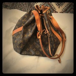 Authentic Louis Vuitton Petite Noe