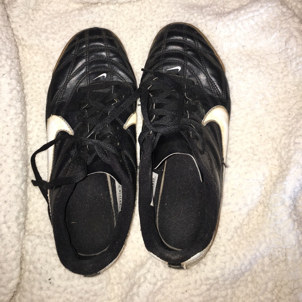 Kids Nike training sneakers