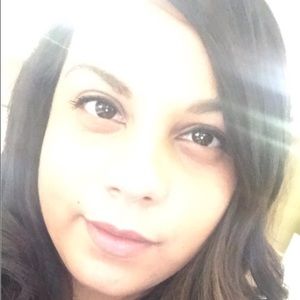 Meet your Posher, Gladys