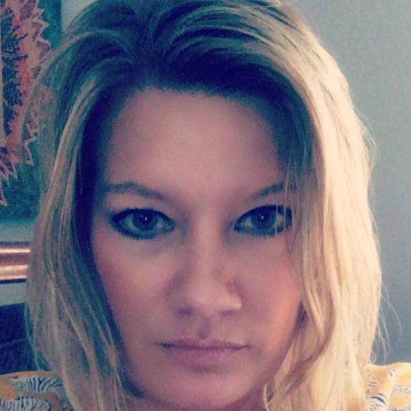 Meet your Posher, Shannon - Picture 2 of 2