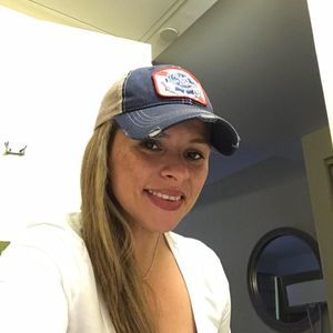 Meet your Posher, Claudia